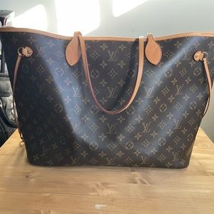 Louis Vuitton Neverfull MM